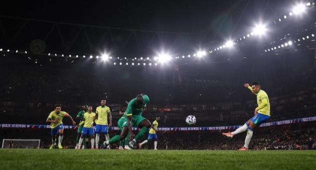 Casemiro trở lại với phong độ ấn tượng.