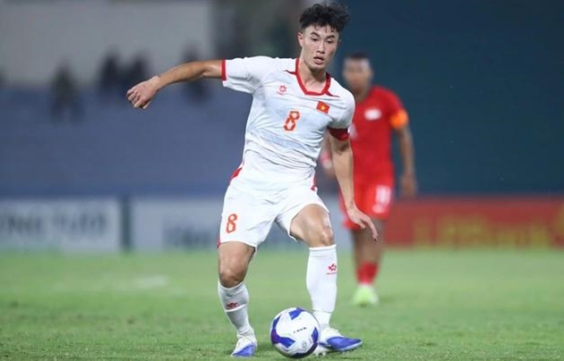 Văn Trường lỡ hẹn với SEA Games 33 vì chấn thương.