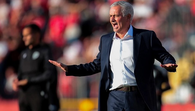 Ảnh bài viết Benfica thận trọng theo yêu cầu của Mourinho trước thử thách Atletico