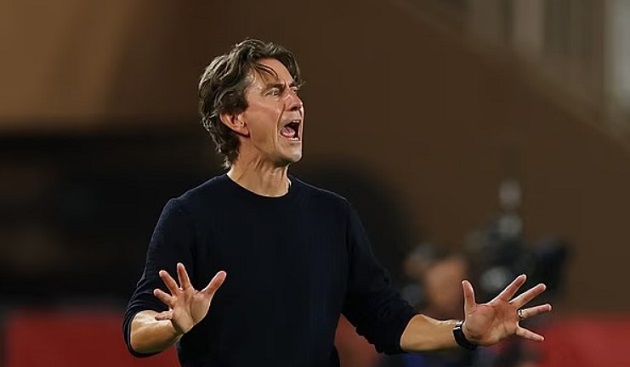 Ông Frank cần giúp Tottenham chơi tấn công tốt hơn.