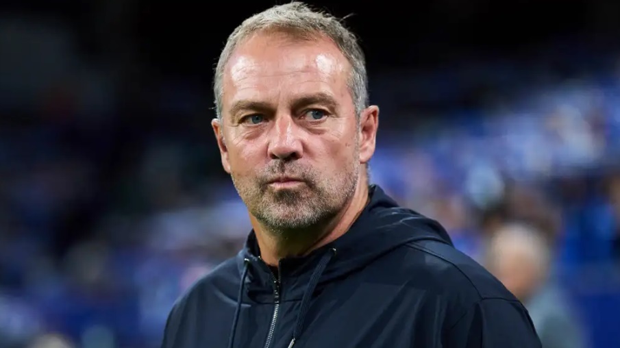 Hansi Flick tự tin Barca sẽ trở lại mạnh mẽ.