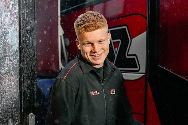 Bến đỗ nào đang chờ đợi Smit?