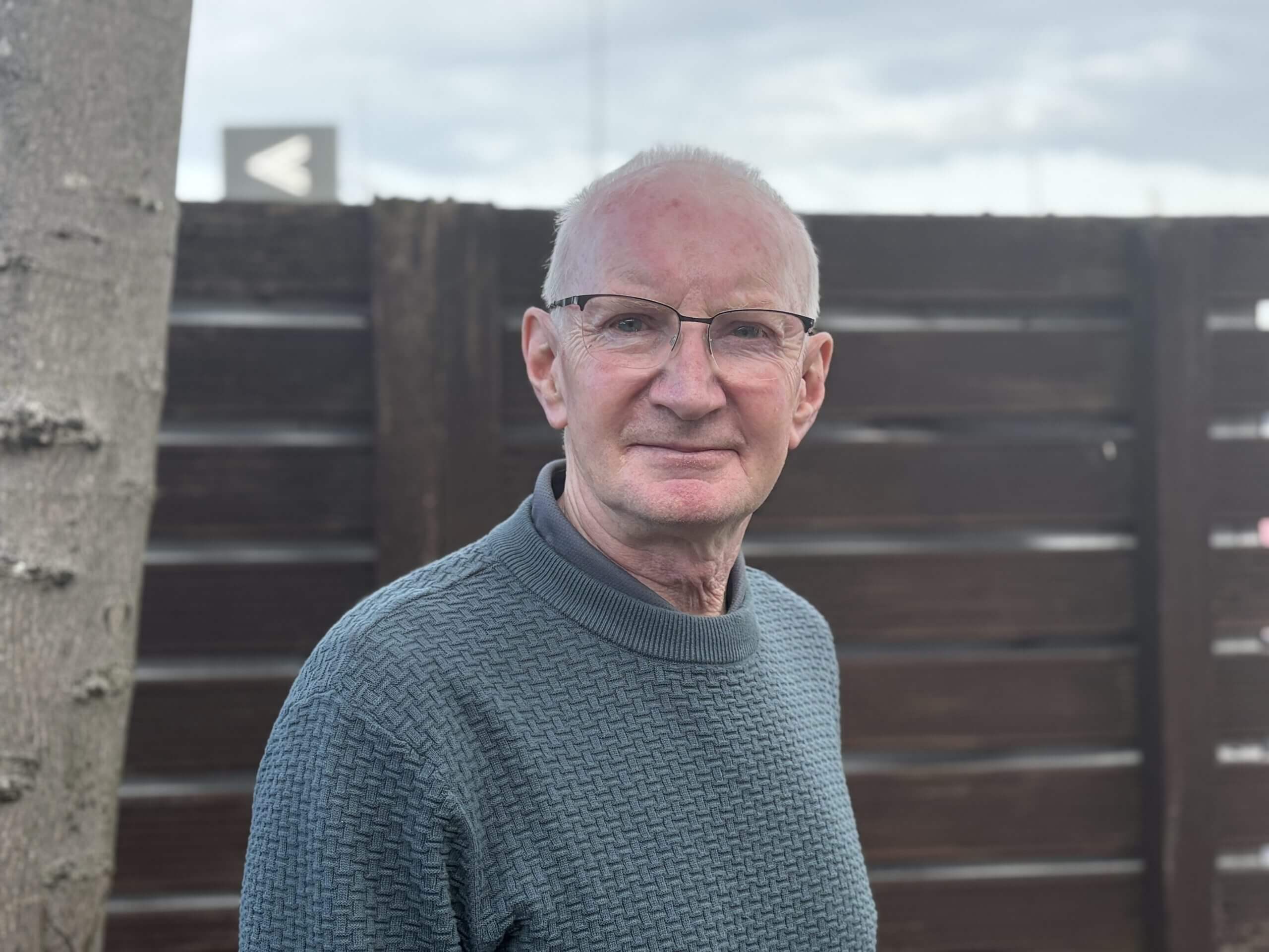 Garry Riley, người tuyển trạch viên thầm lặng đã nhìn thấy tiềm năng của Nico từ khi cậu mới 6 tuổi.