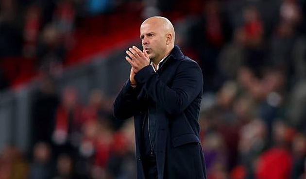 Ảnh bài viết Arne Slot nhận trách nhiệm sau trận thua muối mặt của Liverpool