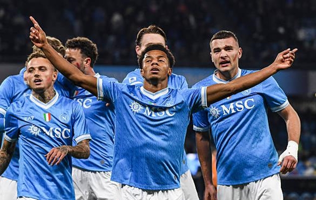 Ảnh bài viết David Neres tỏa sáng giúp Napoli tạm chiếm ngôi đầu Serie A