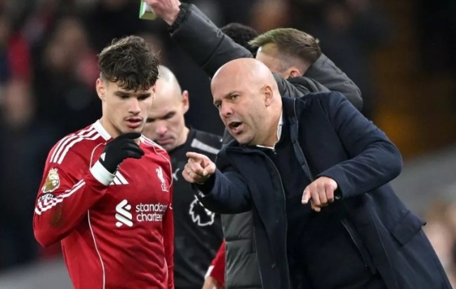 Slot đối mặt sức ép lớn.