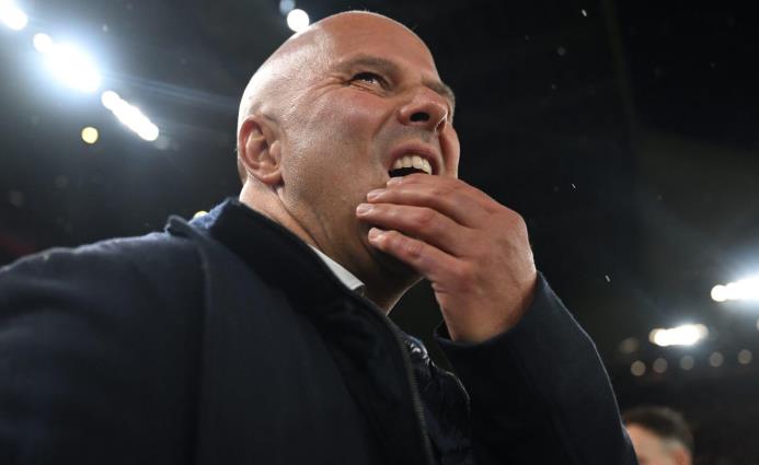 Slot có thể giúp Liverpool vượt khó?