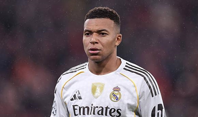 Mbappe khởi đầu tại Real Madrid như thế nào so với Ronaldo, Benzema?
