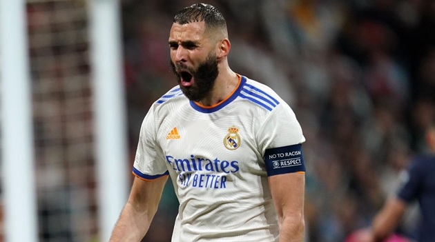 Karim Benzema học cách hy sinh tại Real Madrid.