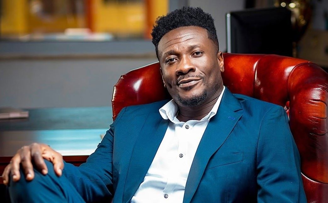 Asamoah Gyan từng rơi vào cảnh khánh kiệt trước khi vực dậy bằng sự đầu tư khôn ngoan.