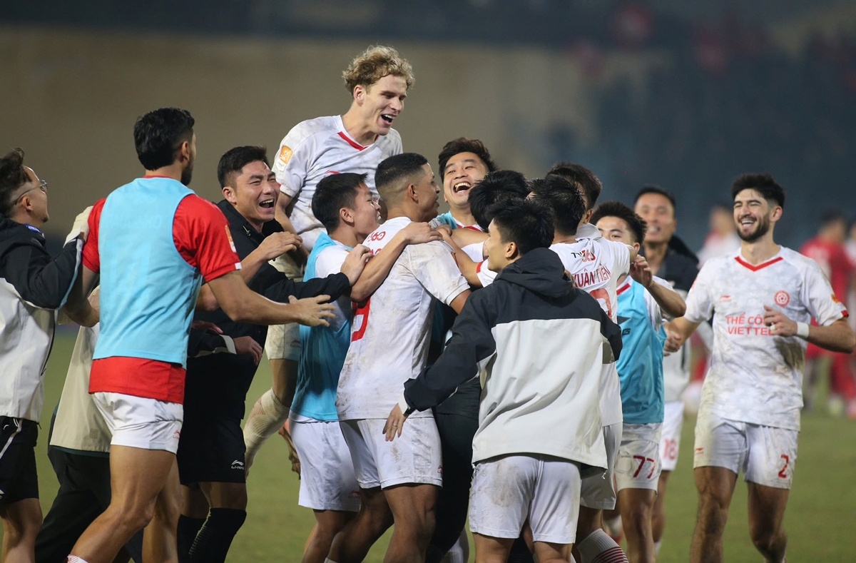 Ảnh bài viết HLV Popov: "Thể Công Viettel đánh bại CAHN, không phải may mắn"