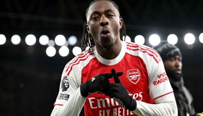 Ảnh bài viết Eberechi Eze bùng nổ: Biểu tượng mới của derby Bắc London