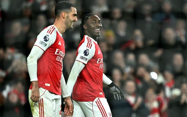 Hàng công của Arsenal đã huỷ diệt Spurs.