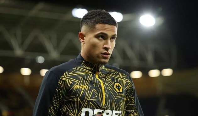 Gomes đang lọt vào tầm ngắm của Man Utd.