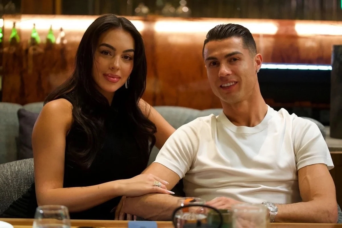 Cristiano Ronaldo sẽ kết hôn với Georgina Rodriguez sau World Cup 2026.