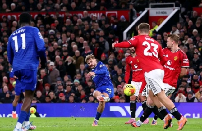 Ảnh bài viết Pickford chơi xuất thần, Man United nhận thất bại thứ 4 ở Ngoại hạng Anh