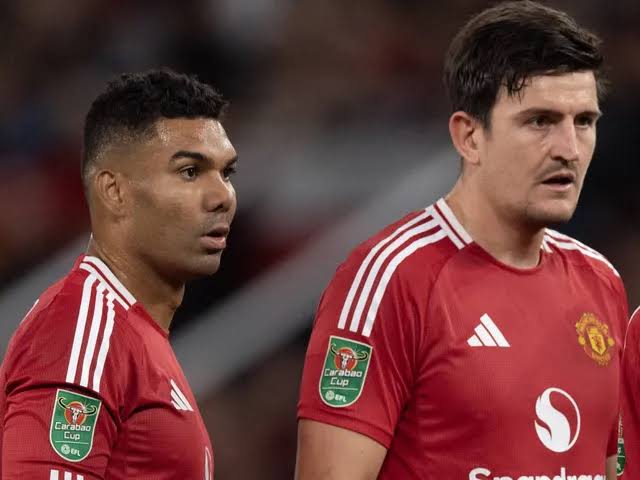 Ảnh bài viết Fabrizio Romano hé lộ kế hoạch của Man Utd cho Maguire và Casemiro