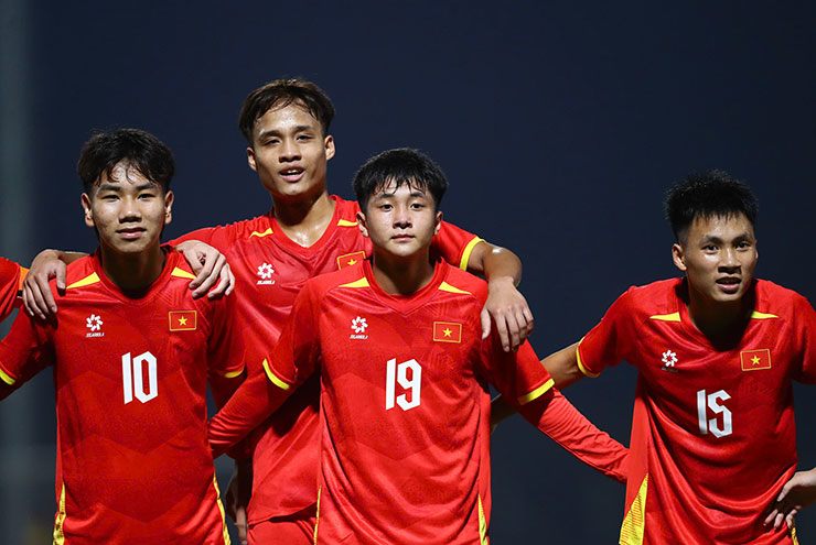 Thắng 14-0, U17 Việt Nam khiến mạng xã hội ĐNÁ bùng nổ.