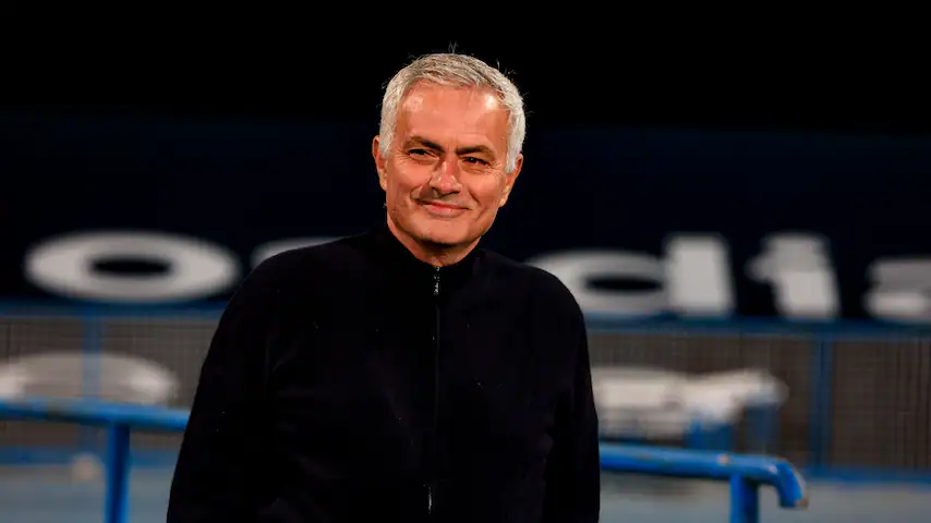 Ảnh bài viết Mourinho gạt bỏ thành tích toàn thắng, hết lời ca ngợi Ajax