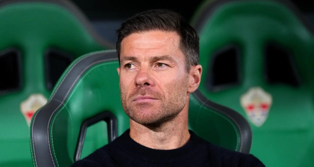 HLV Xabi Alonso đối mặt nhiều áp lực ở Real Madrid.