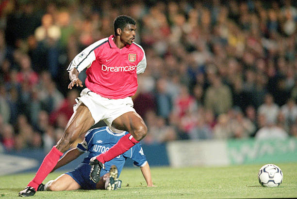 Ảnh bài viết Top 10 hat-trick vĩ đại nhất Ngoại hạng Anh: Kanu vượt Berbatov