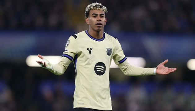 Hàng công Barcelona hoàn toàn bế tắc.