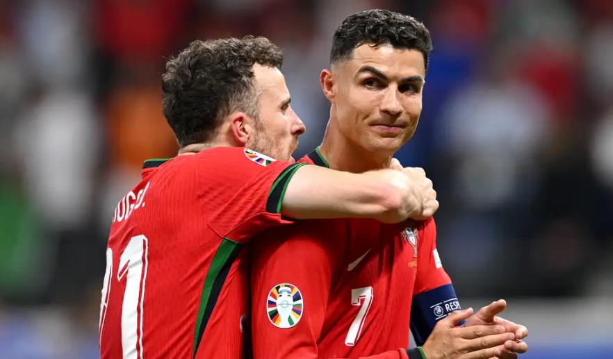 Ảnh bài viết Ronaldo tri ân Diogo Jota bằng món quà đắt giá gửi tặng gia đình
