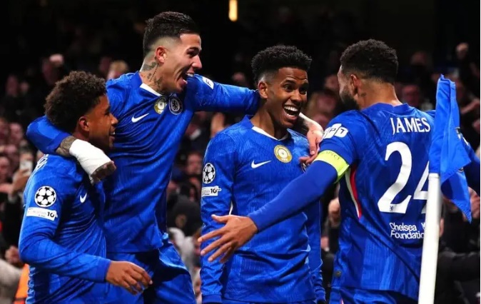 Ảnh bài viết Chelsea thoát khỏi cái bóng "Cole Palmer FC"