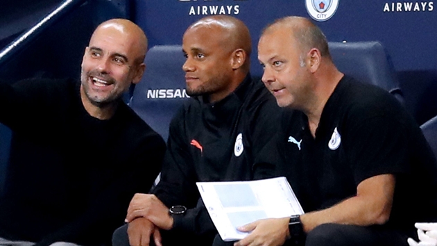 Kompany có nhiều yếu tố để thành công tại Man City.