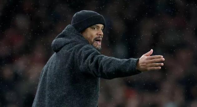 Ảnh bài viết Sao Arsenal dùng “mánh khóe” khiến Bayern và Kompany nổi giận