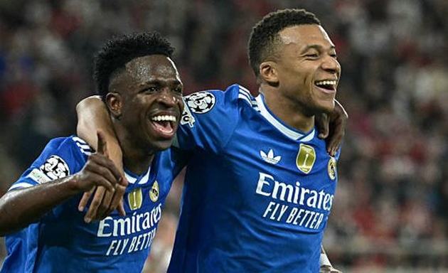 Real Madrid vẫn dựa vào các siêu sao để chiến thắng.