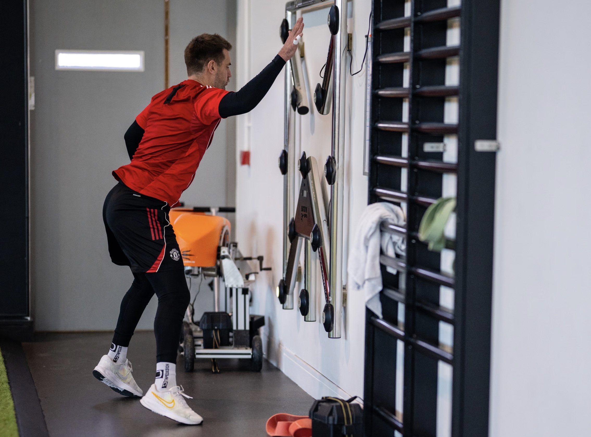 Heaton rất nghiêm túc trong tập luyện