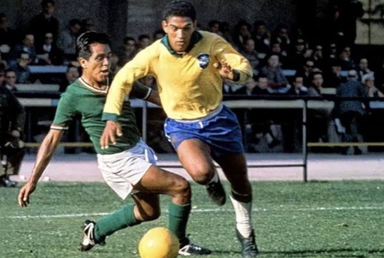 Ảnh bài viết Garrincha 1962: Khi đôi chân dị biệt chinh phục cả thế giới