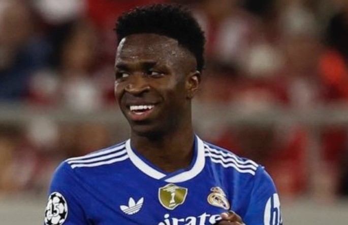 Ảnh bài viết Chuyển nhượng sáng 28/11: MU và Man City tăm tia Vinicius; Liverpool đối mặt dấu hỏi ở vụ Semenyo