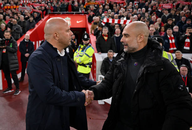 Ảnh bài viết Nhìn vào Pep Guardiola, Slot biết vẫn còn lối thoát cho Liverpool