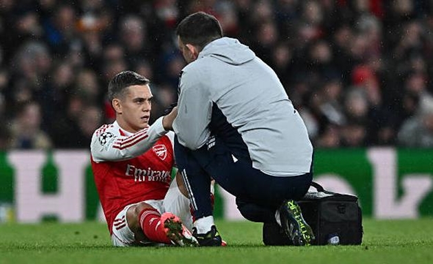 Ảnh bài viết Vì sao việc Arsenal vắng Trossard sẽ là tin vui cho Chelsea?