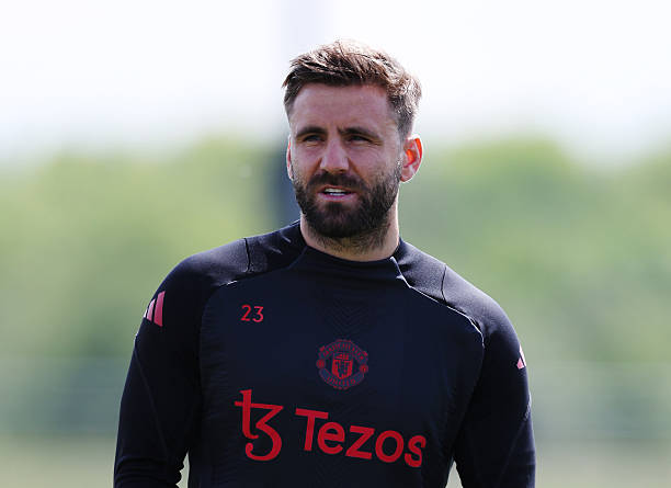 Dù không muốn, Amorim có thể bắt buộc phải đánh cược với Shaw.