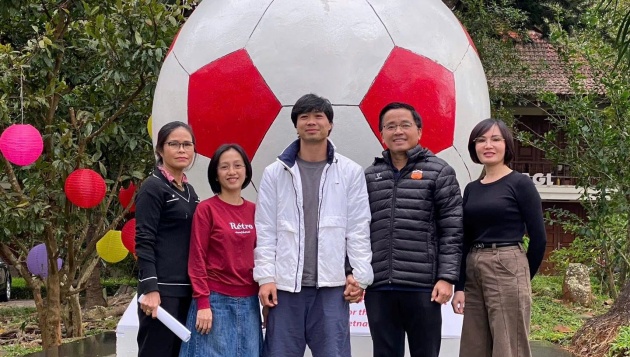 Ảnh bài viết Chuyến thăm HAGL của Công Phượng gây “bão” mạng xã hội