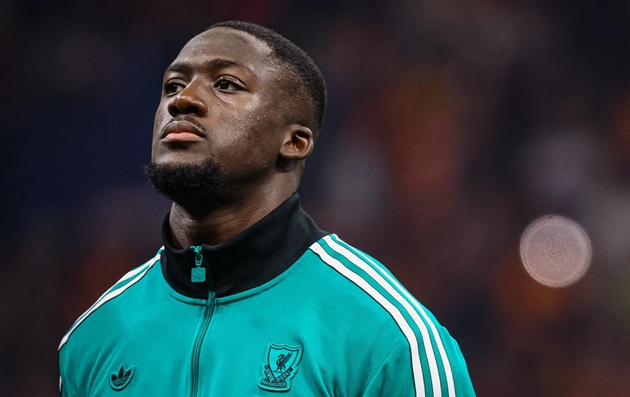 Konate không còn lọt vào tầm ngắm của Liverpool
