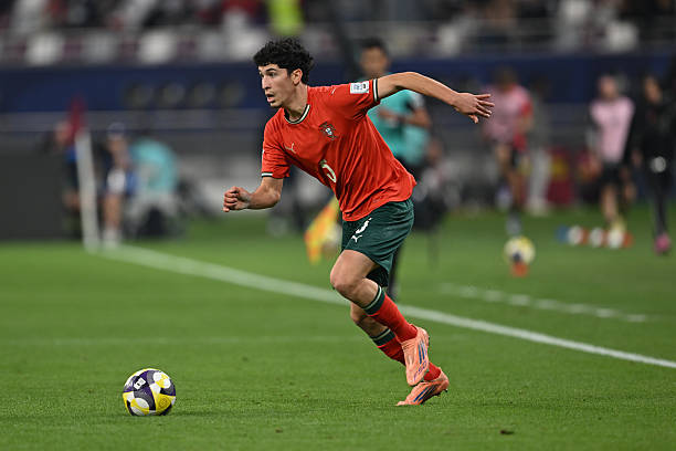 Jose Neto chơi nổi bật ở U17 Bồ Đào Nha.