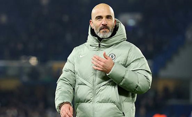 Enzo Maresca chưa nghĩ đến cuộc đua vô địch Ngoại hạng Anh.