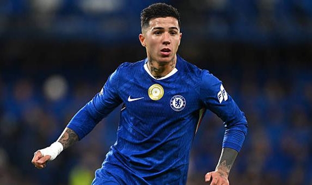 Enzo Fernandez dần trở thành trụ cột tại Chelsea.