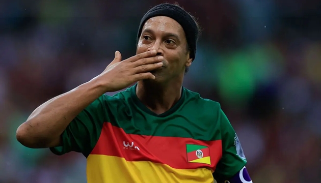 Ảnh bài viết Ronaldinho nhắn nhủ Estevao hãy tỏa sáng và tận hưởng trận gặp Arsenal