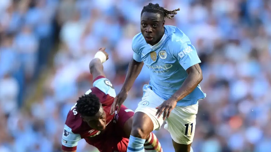 Doku là mũi khoan lợi hại của Man City.