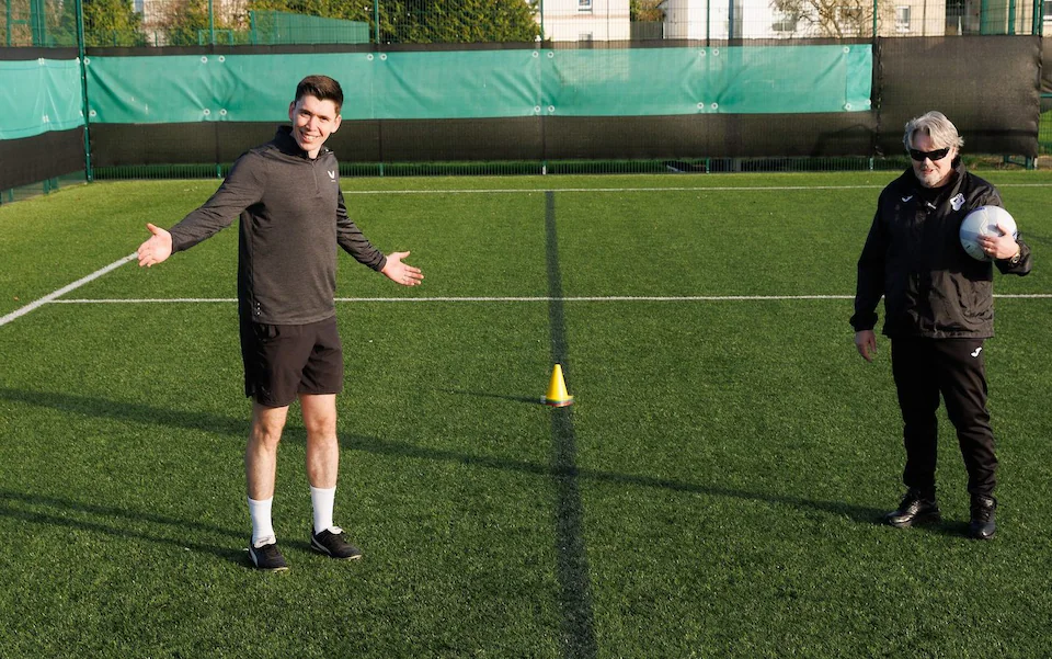 Thí nghiệm đã chứng minh, khả năng ném xa có thể cải thiện nhanh chóng với bất kì ai