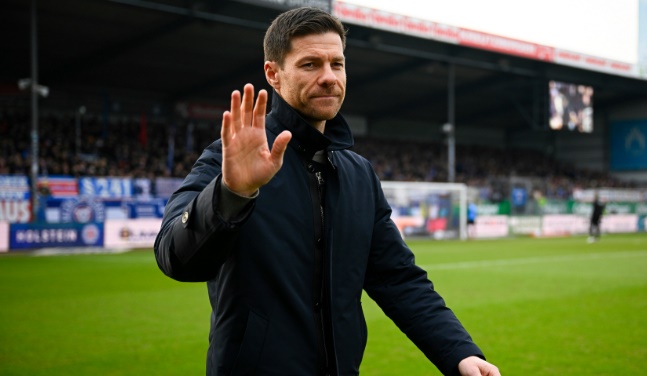 Ảnh bài viết Xabi Alonso đáp trả Laporta, khẳng định Real Madrid thắng bằng thực lực