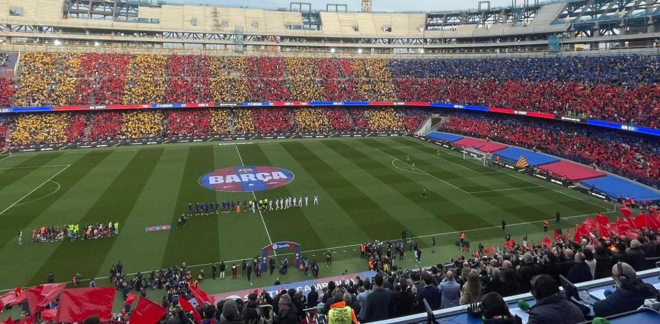 Ảnh bài viết Sự cố vé khiến màn ghép hình đầu tiên của Barca giảm khán giả