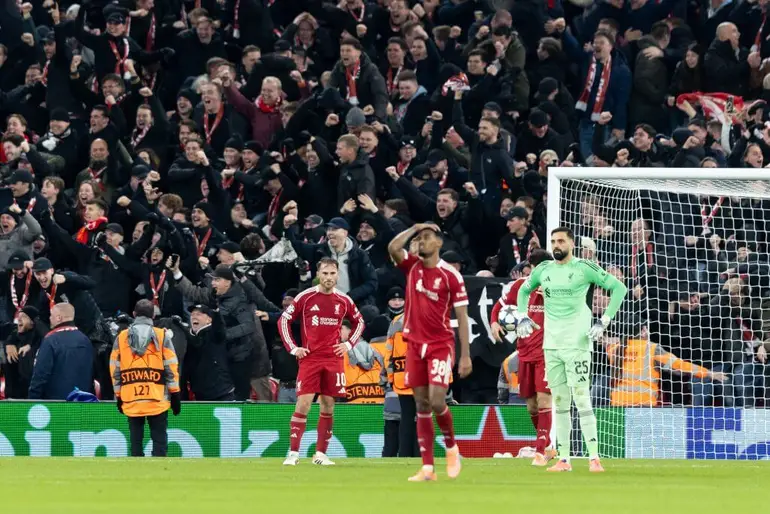 Ảnh bài viết Điều gì đang phá hỏng cấu trúc phòng ngự của Liverpool?