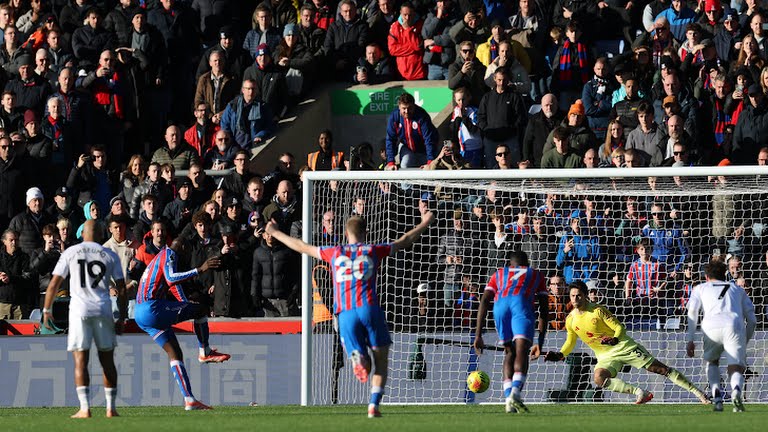 MU bị dẫn bàn sau quả 11m thành công của Mateta.