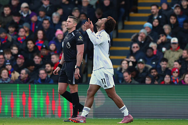 Ảnh bài viết Phản ứng của Maguire khi Zirkzee lập siêu phẩm